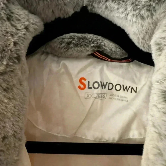 SLOW DOWN Women Down Puffer Jacket Winter Down Puffer - Picture 3 of 13